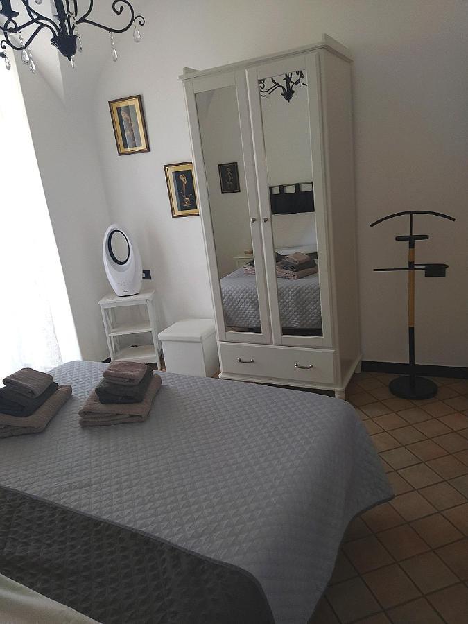 Appartamento San Martino Toirano Luaran gambar