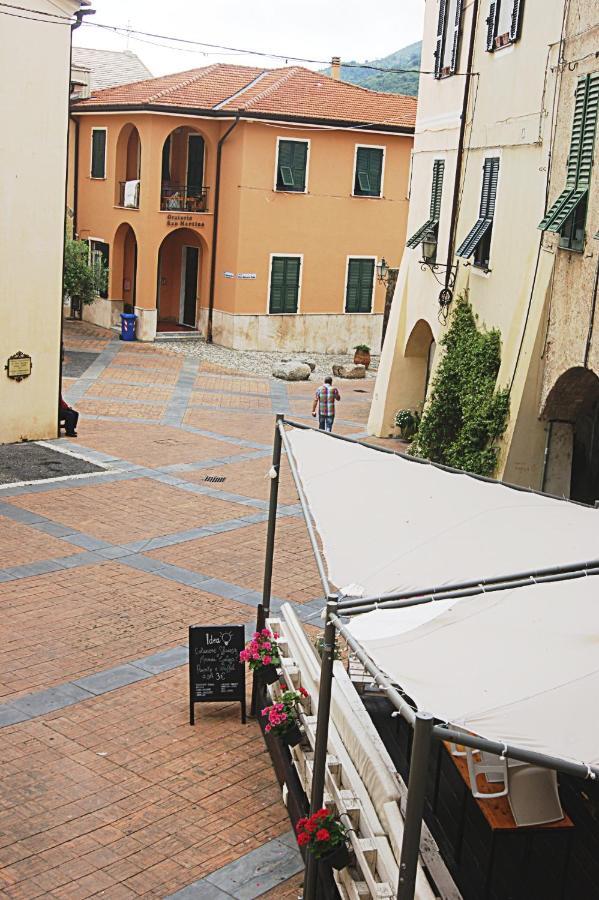 Appartamento San Martino Toirano Luaran gambar